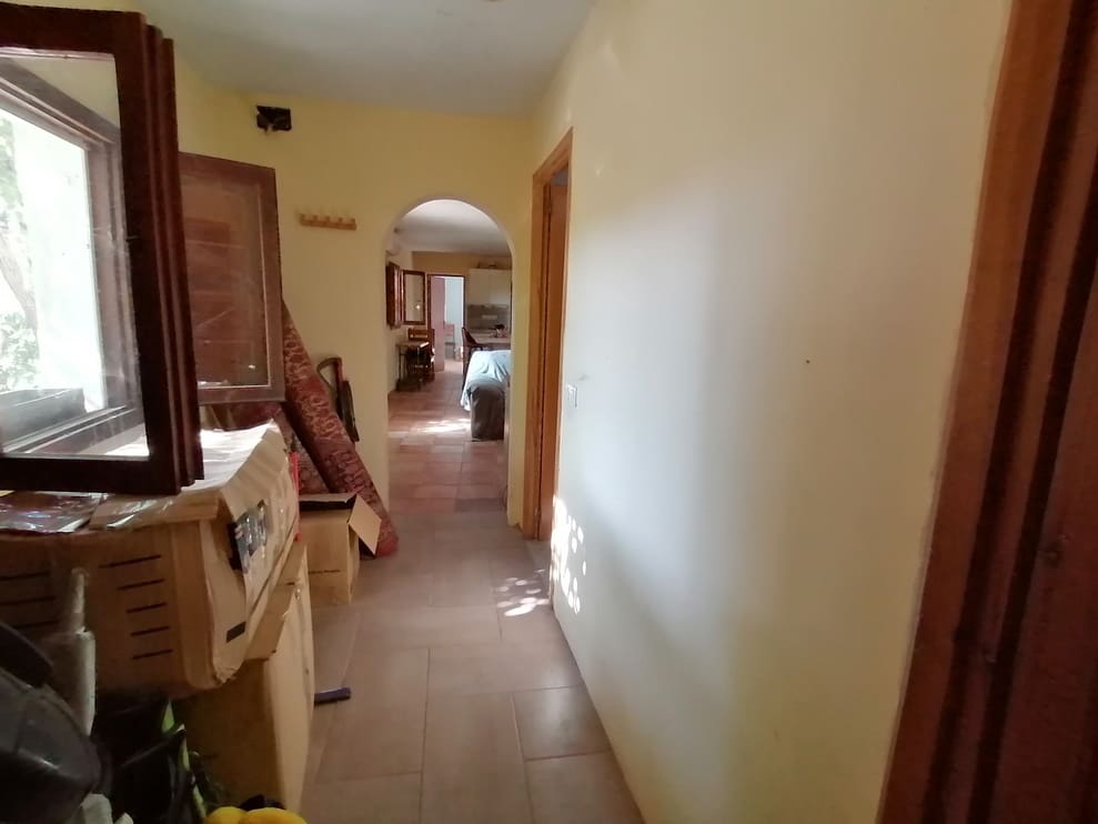 3 bedroom Finca/Country House for sale in Baza with garage - € 145,000 (Ref: 10035801)