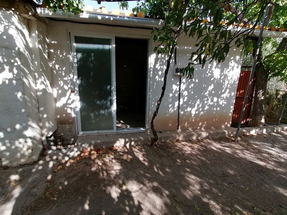 3 bedroom Finca/Country House for sale in Baza with garage - € 145,000 (Ref: 10035801)