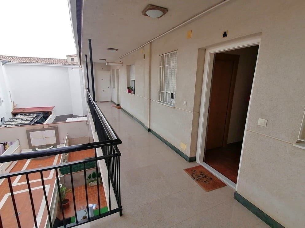 1 camera da letto Casa in vendita in Baza con garage - 99.500 € (Rif: 10065335)