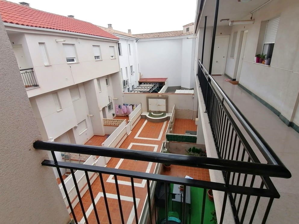 1 camera da letto Casa in vendita in Baza con garage - 99.500 € (Rif: 10065335)