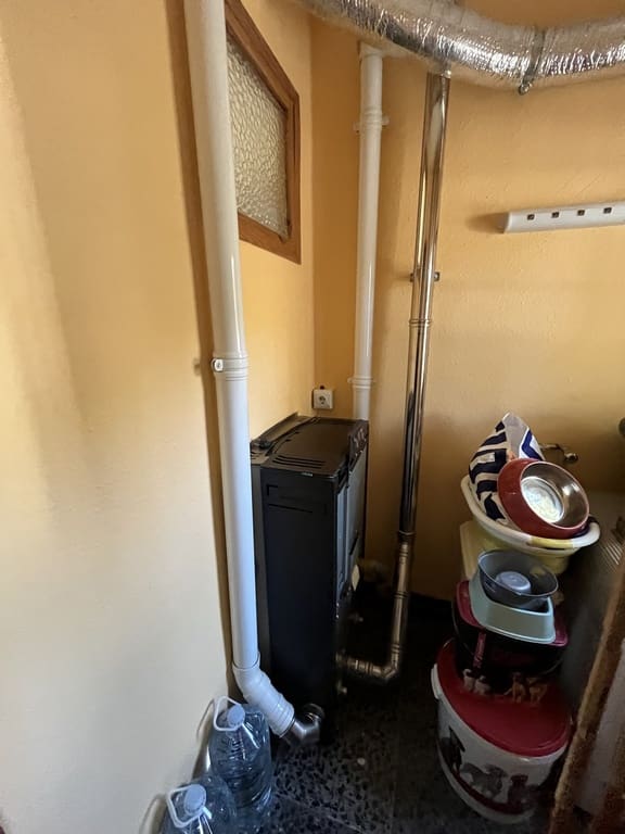 3 chambre Finca/Maison de Campagne à vendre à Baza avec piscine garage - 133 500 € (Ref: 10093973)