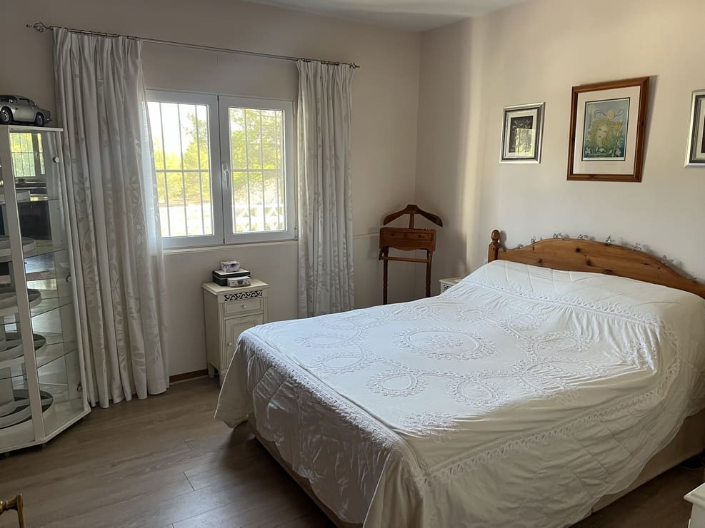 3 chambre Finca/Maison de Campagne à vendre à Baza avec piscine garage - 133 500 € (Ref: 10093973)