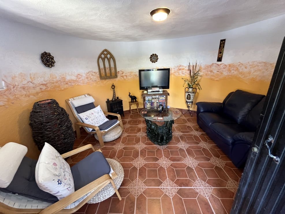 3 chambre Finca/Maison de Campagne à vendre à Baza avec piscine garage - 133 500 € (Ref: 10093973)