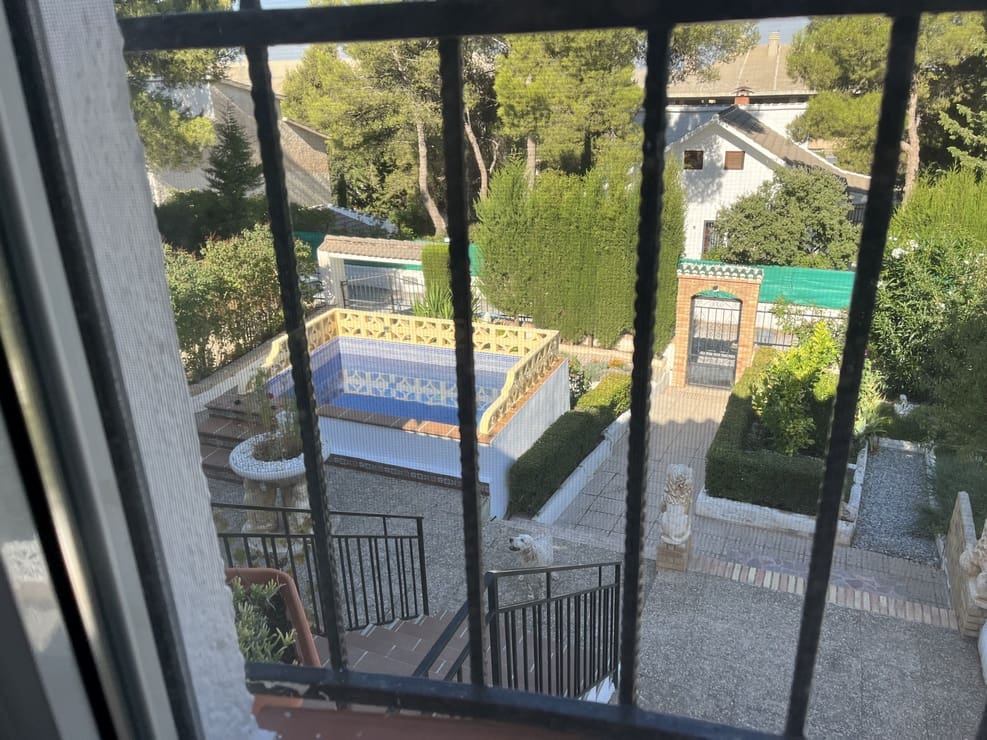 3 chambre Finca/Maison de Campagne à vendre à Baza avec piscine garage - 133 500 € (Ref: 10093973)