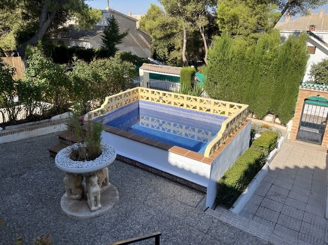 Finca/Casa Rural de 3 habitaciones en Baza en venta con piscina garaje - 133.500 € (Ref: 10093973)