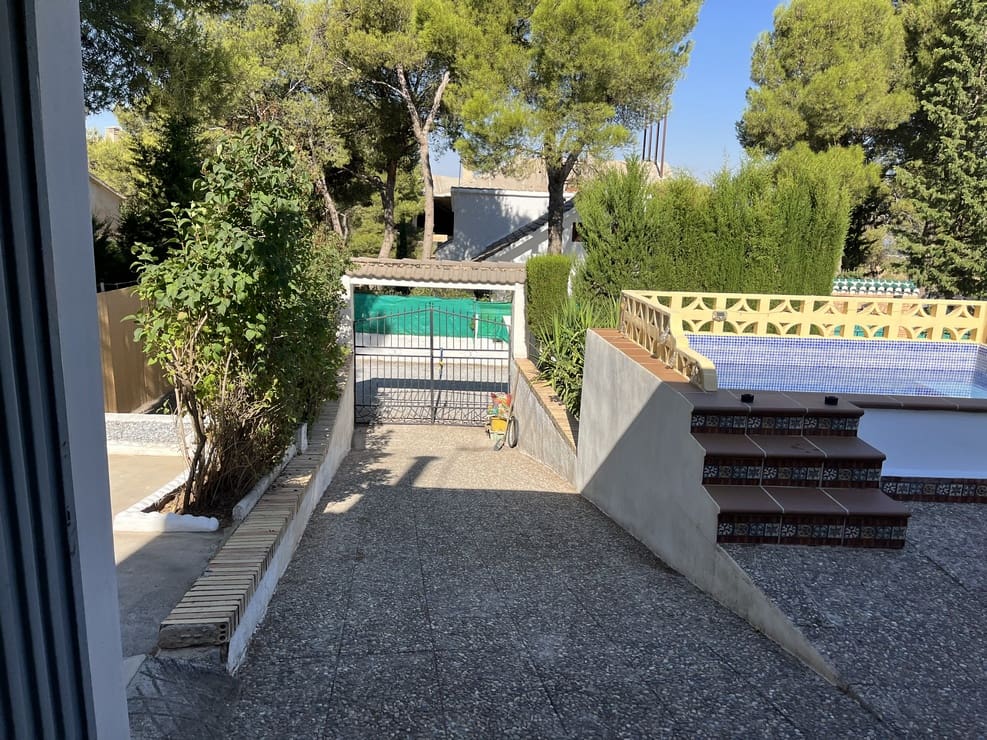 3 chambre Finca/Maison de Campagne à vendre à Baza avec piscine garage - 133 500 € (Ref: 10093973)