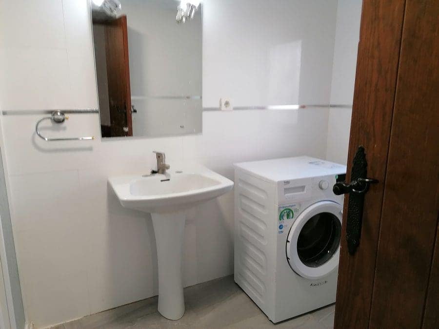 5 slaapkamer Finca/Landhuis te koop in Baza - € 120.000 (Ref: 10139991)
