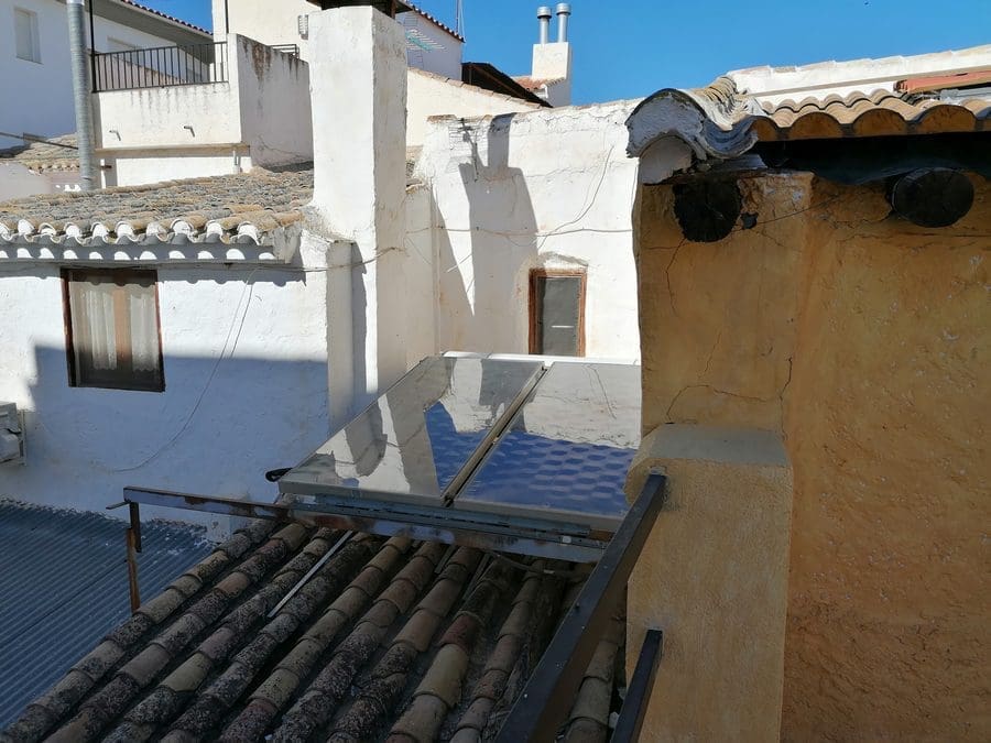 5 slaapkamer Finca/Landhuis te koop in Baza - € 120.000 (Ref: 10139991)