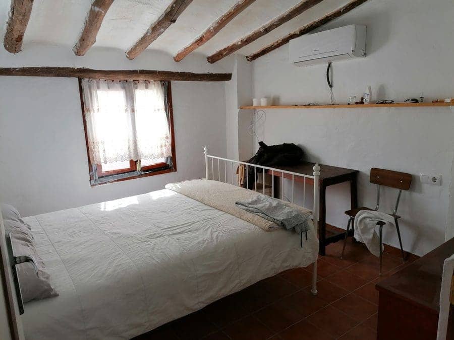 5 slaapkamer Finca/Landhuis te koop in Baza - € 120.000 (Ref: 10139991)