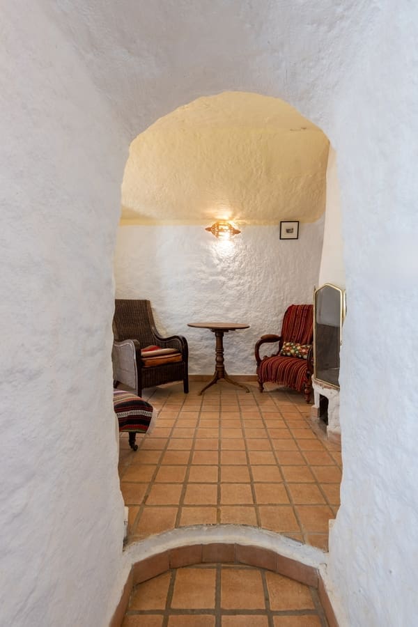 2 soveværelse Hulehus til salg i Guadix - € 90.000 (Ref: 10163516)