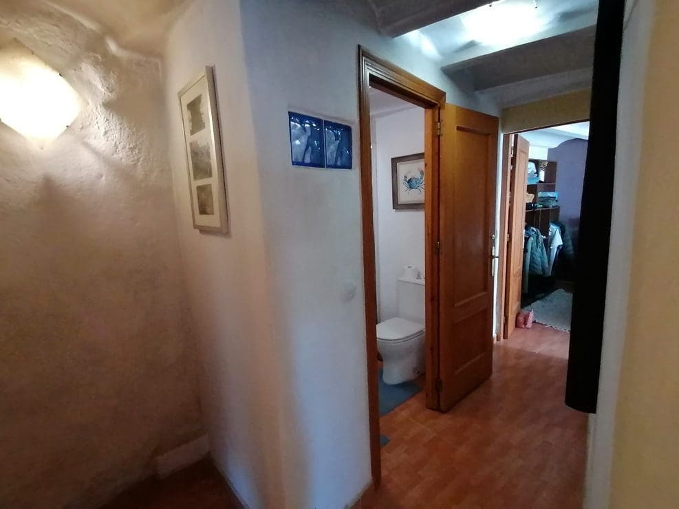 Casa Cueva de 3 habitaciones en Castilléjar en venta con garaje - 125.000 € (Ref: 10168832)