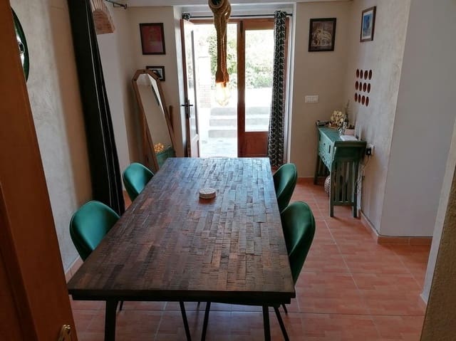 Casa Cueva de 3 habitaciones en Castilléjar en venta con garaje - 125.000 € (Ref: 10168832)