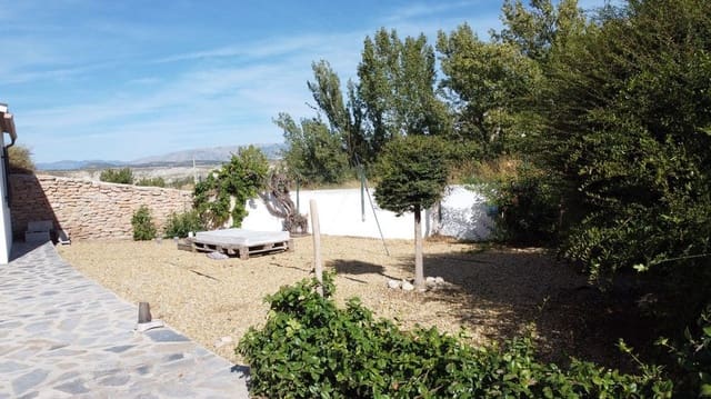 Casa Cueva de 3 habitaciones en Castilléjar en venta con garaje - 125.000 € (Ref: 10168832)
