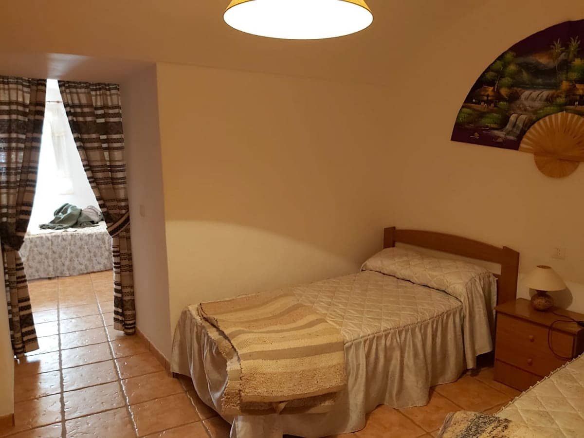 4 soverom Grottehus til salgs i Las Cucharetas med garasje - € 85 000 (Ref: 10172751)