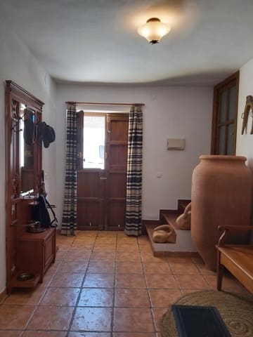 4 soverom Grottehus til salgs i Las Cucharetas, Cortes de Baza med garasje - € 85 000 (Ref: 10172751)