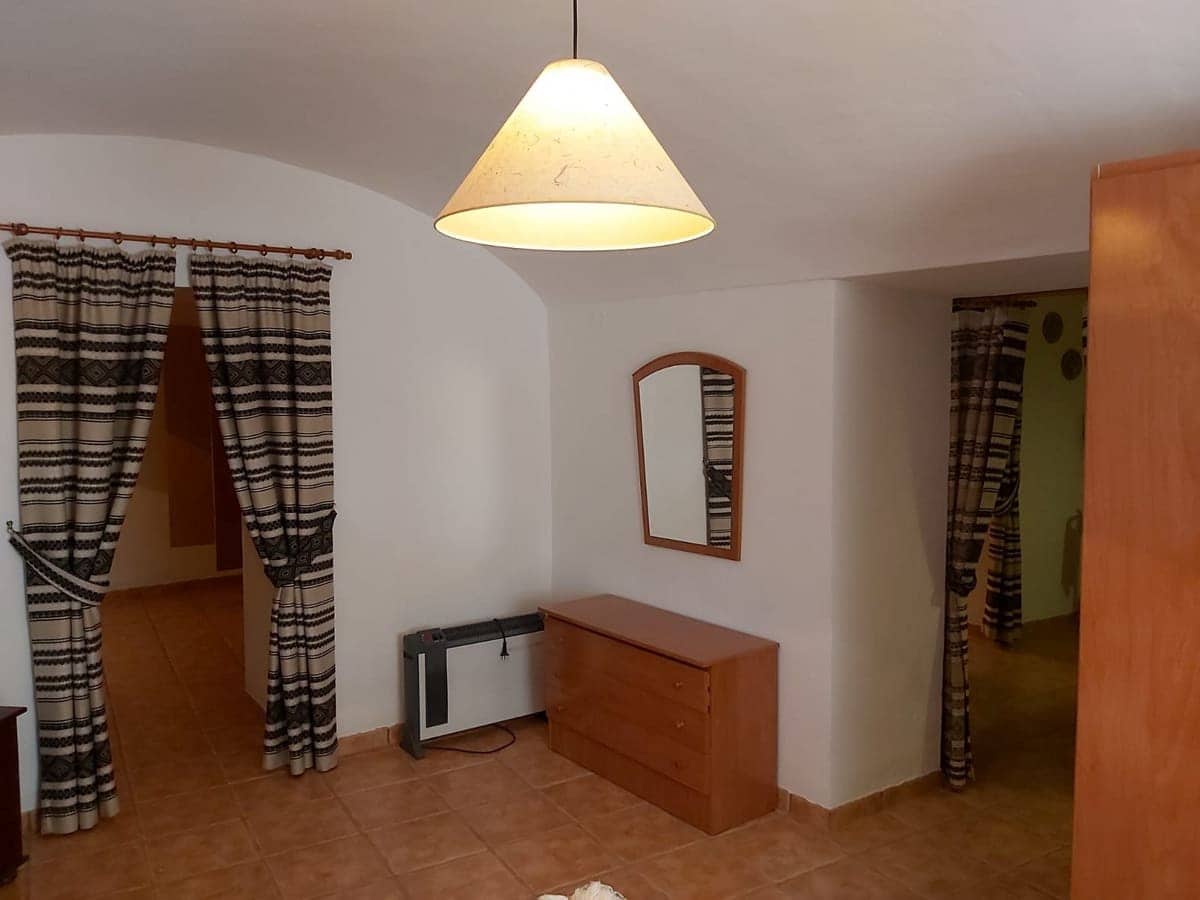 4 soverom Grottehus til salgs i Las Cucharetas med garasje - € 85 000 (Ref: 10172751)
