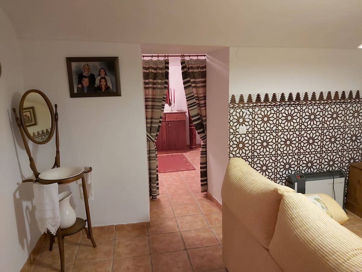 4 soverom Grottehus til salgs i Las Cucharetas med garasje - € 85 000 (Ref: 10172751)