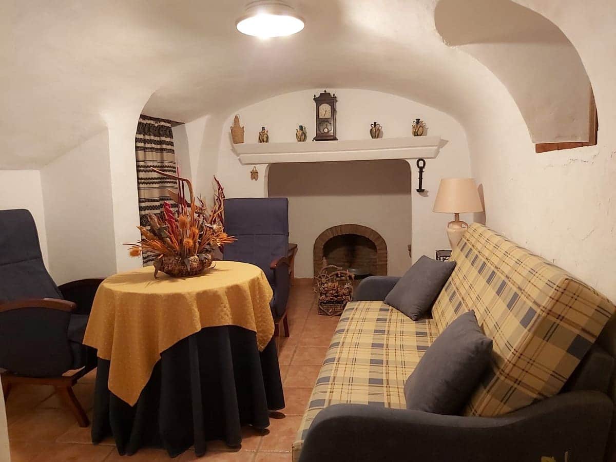 4 soverom Grottehus til salgs i Las Cucharetas med garasje - € 85 000 (Ref: 10172751)