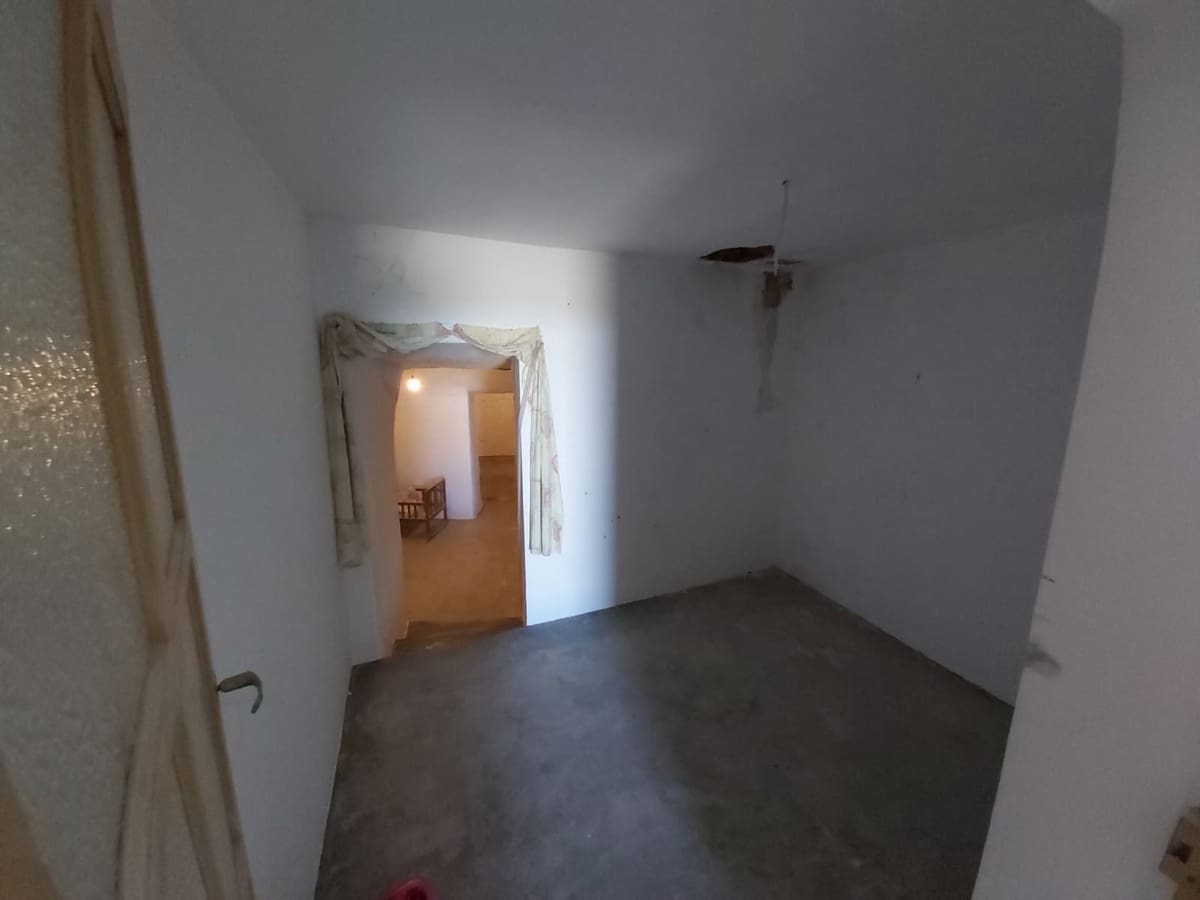4 soverom Grottehus til salgs i Las Cucharetas med garasje - € 85 000 (Ref: 10172751)