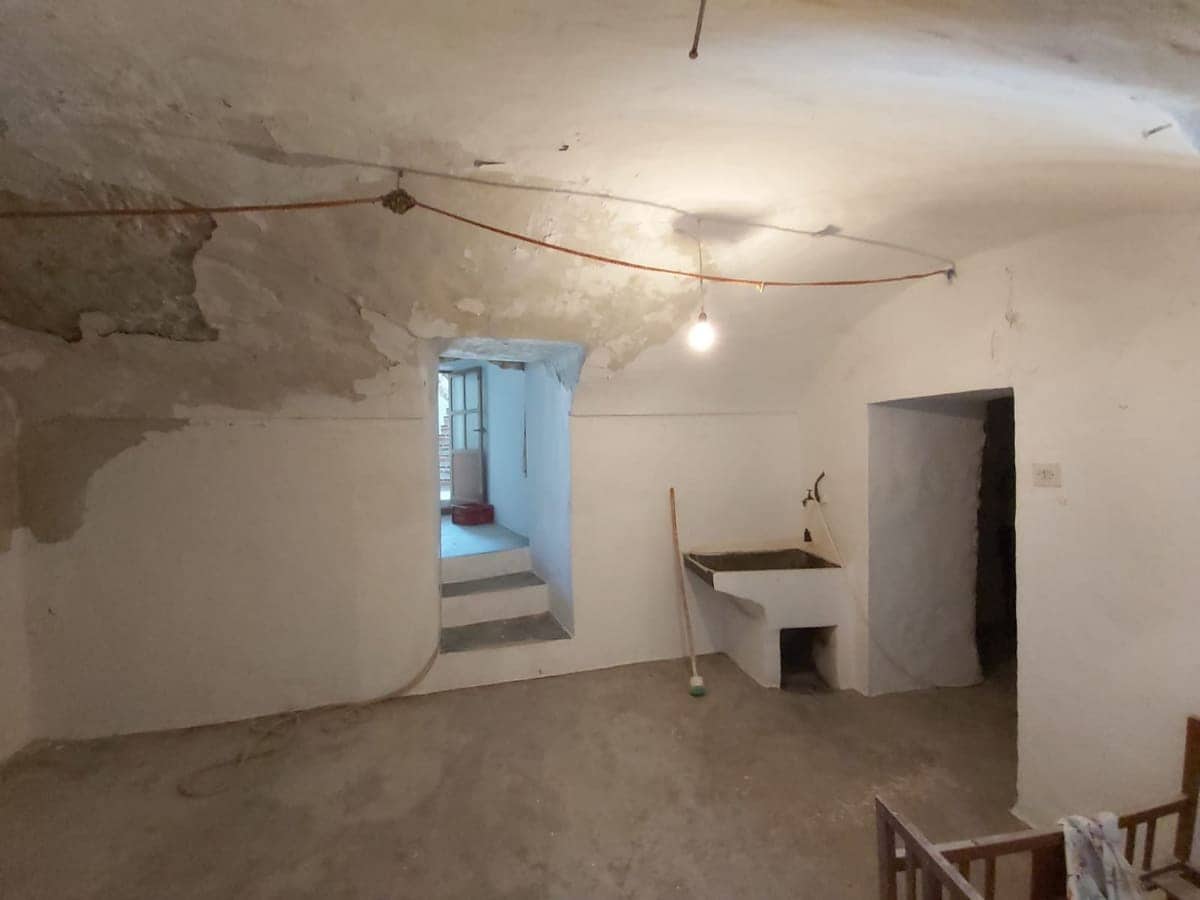 4 soverom Grottehus til salgs i Las Cucharetas med garasje - € 85 000 (Ref: 10172751)