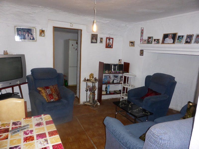 3 bedroom Finca/Country House for sale in Los Carriones with garage - € 88,000 (Ref: 10182215)