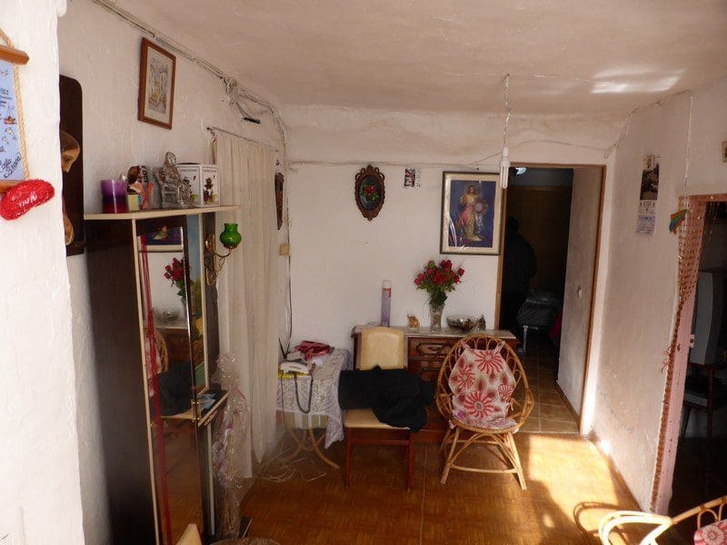 3 bedroom Finca/Country House for sale in Los Carriones with garage - € 88,000 (Ref: 10182215)