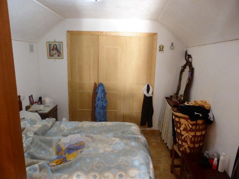 3 bedroom Finca/Country House for sale in Los Carriones with garage - € 88,000 (Ref: 10182215)