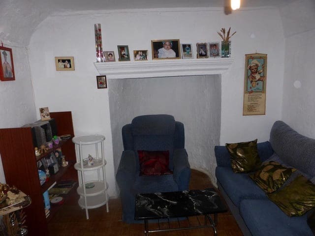 3 soverom Finca/Herregård til salgs i Los Carriones, Castilléjar med garasje - € 88 000 (Ref: 10182215)