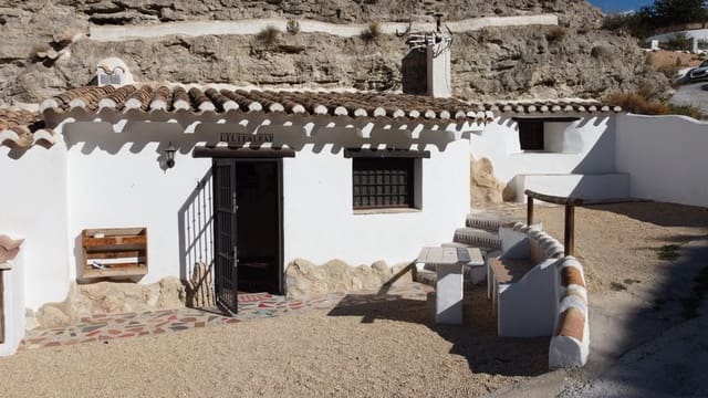 3 soveværelse Hulehus til salg i Galera - € 62.500 (Ref: 4009327)