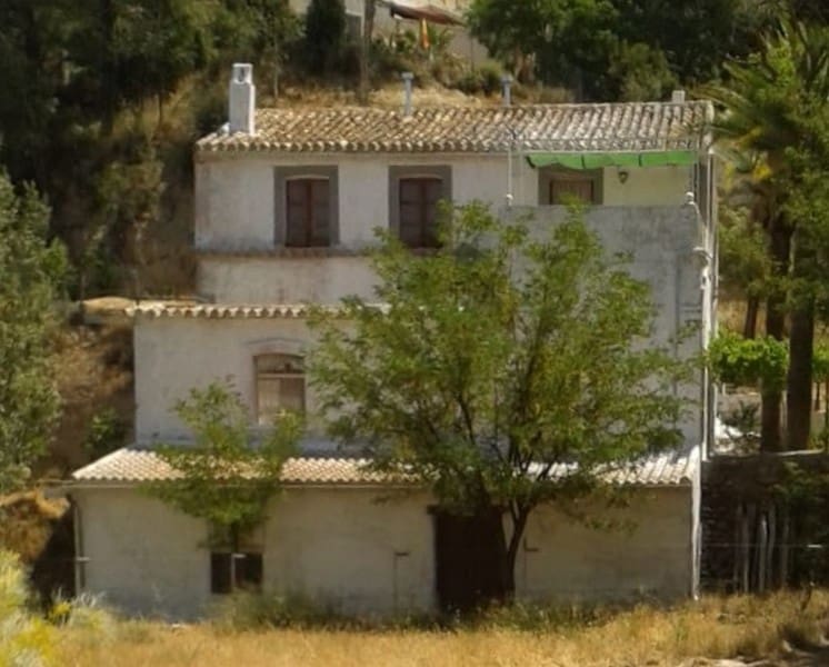 5 soveværelse Finca/Landehus til salg i Caniles med swimmingpool - € 267.000 (Ref: 4419477)