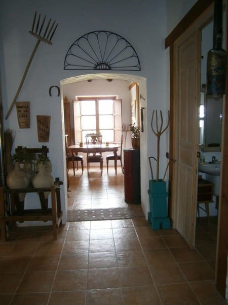 5 soveværelse Finca/Landehus til salg i Caniles med swimmingpool - € 267.000 (Ref: 4419477)