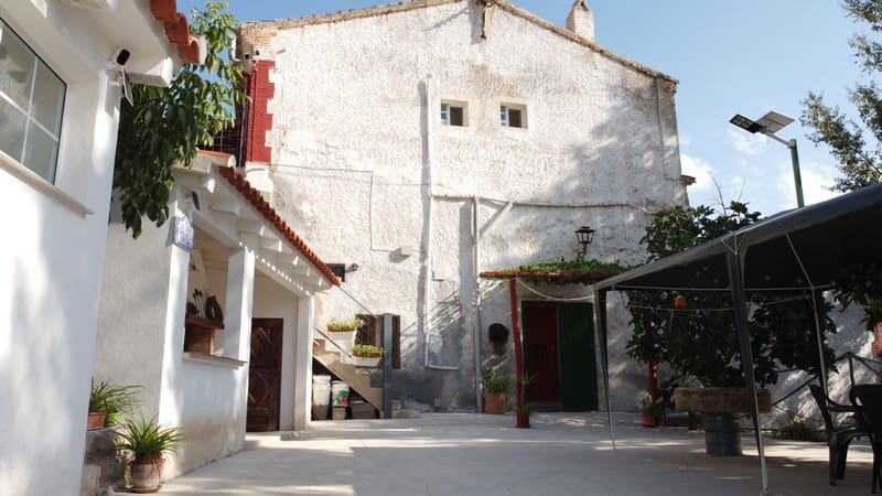 5 soveværelse Finca/Landehus til salg i Caniles med swimmingpool - € 267.000 (Ref: 4419477)