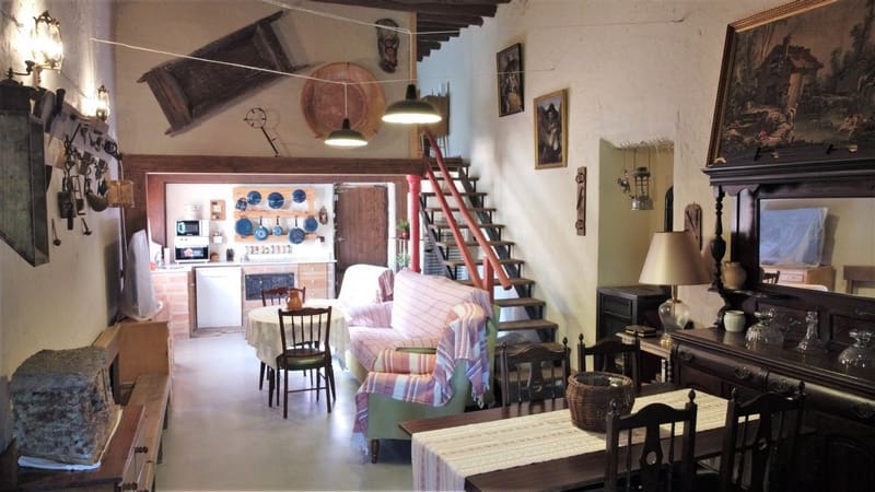 5 soveværelse Finca/Landehus til salg i Caniles med swimmingpool - € 267.000 (Ref: 4419477)