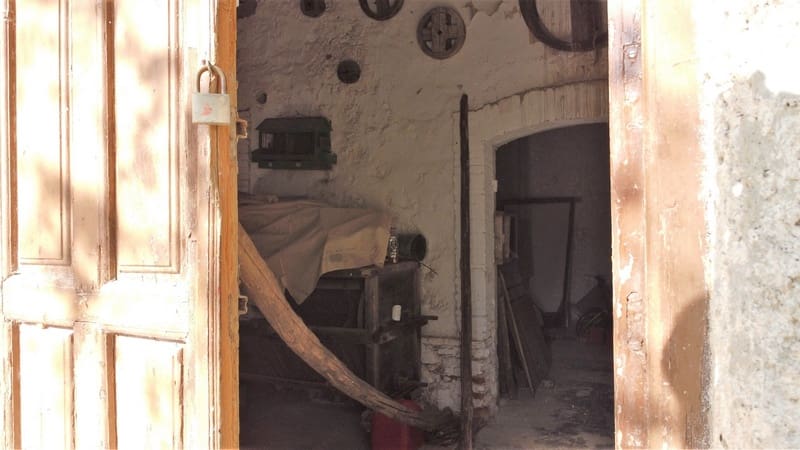 5 soveværelse Finca/Landehus til salg i Caniles med swimmingpool - € 267.000 (Ref: 4419477)