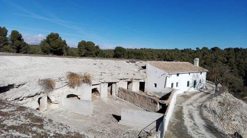 8 soverom Finca/Herregård til salgs i Benamaurel - € 270 000 (Ref: 5643073)