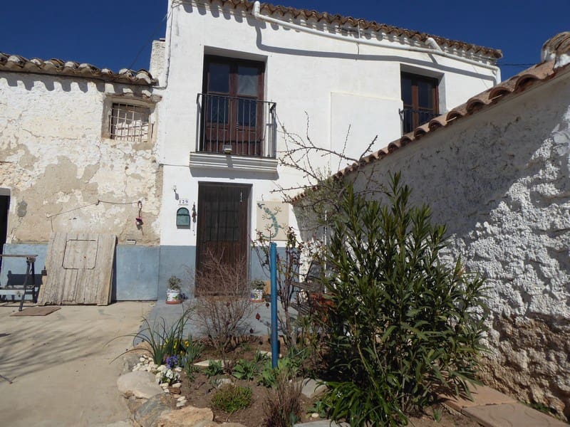 4 bedroom Finca/Country House for sale in Chirivel - € 95,000 (Ref: 5929344)