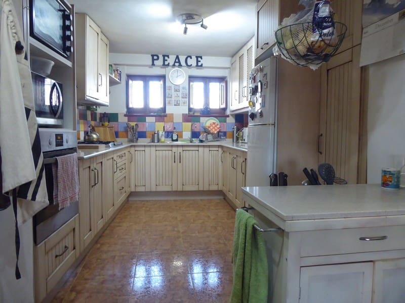 4 bedroom Finca/Country House for sale in Chirivel - € 95,000 (Ref: 5929344)