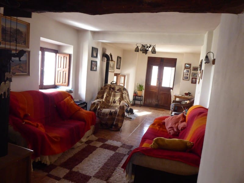 4 bedroom Finca/Country House for sale in Chirivel - € 95,000 (Ref: 5929344)