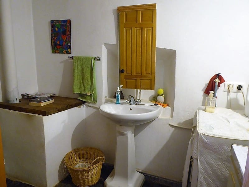 4 bedroom Finca/Country House for sale in Chirivel - € 95,000 (Ref: 5929344)