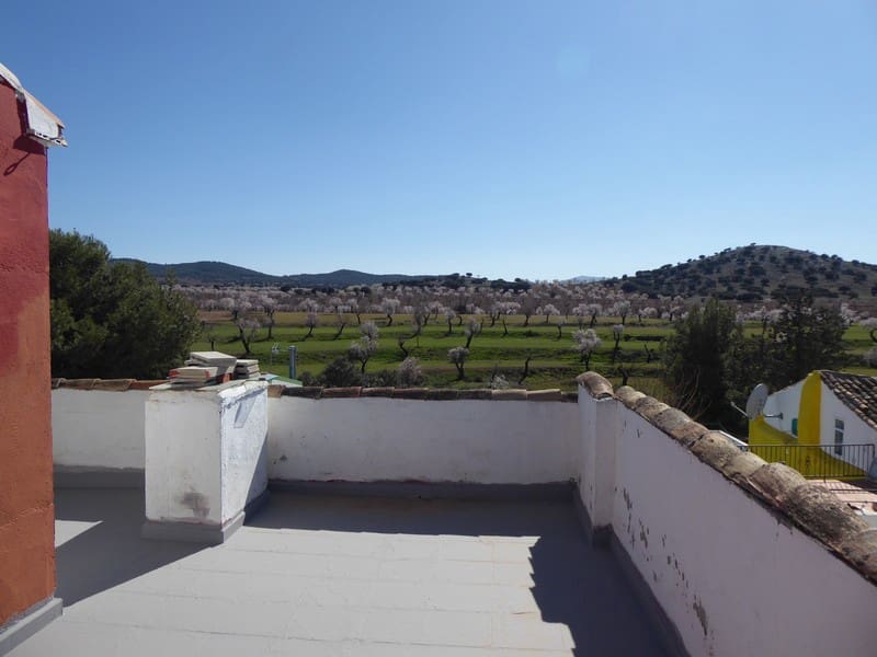 4 bedroom Finca/Country House for sale in Chirivel - € 95,000 (Ref: 5929344)