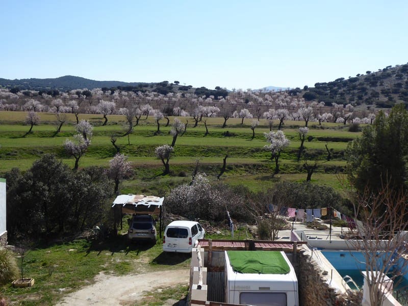 4 bedroom Finca/Country House for sale in Chirivel - € 95,000 (Ref: 5929344)
