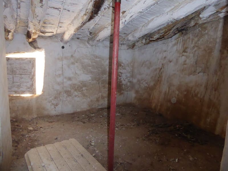 4 bedroom Finca/Country House for sale in Chirivel - € 95,000 (Ref: 5929344)