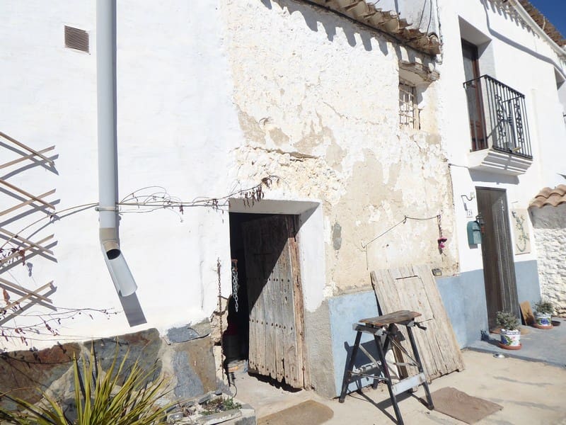 4 bedroom Finca/Country House for sale in Chirivel - € 95,000 (Ref: 5929344)