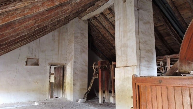 8 bedroom Finca/Country House for sale in Benamaurel - € 105,000 (Ref: 7292852)