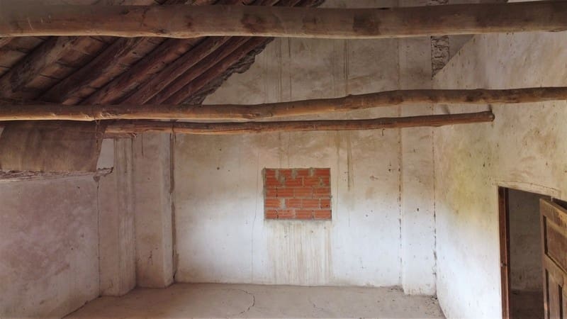 8 bedroom Finca/Country House for sale in Benamaurel - € 105,000 (Ref: 7292852)