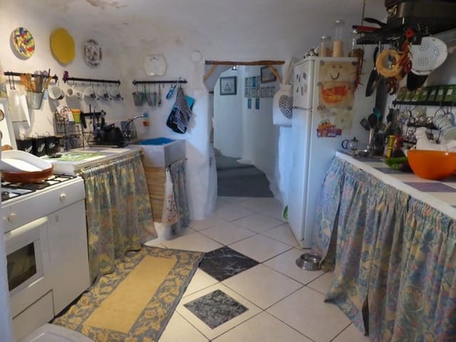 3 soveværelse Hulehus til salg i Zújar - € 59.999 (Ref: 7358928)