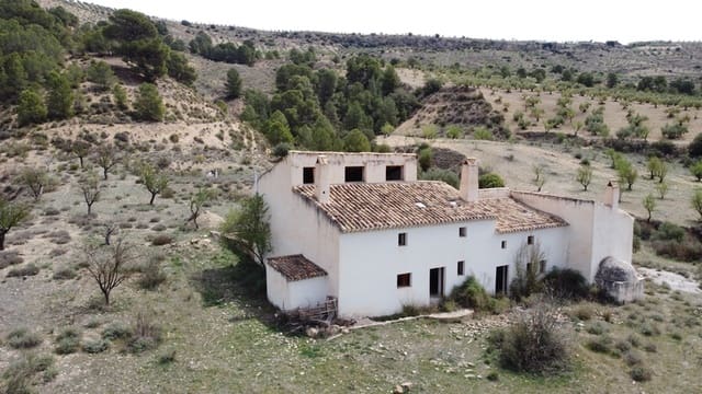 9 soveværelse Finca/Landehus til salg i Castril - € 100.000 (Ref: 7444774)