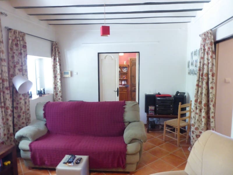 5 slaapkamer Finca/Landhuis te koop in Chirivel - € 128.500 (Ref: 7644339)