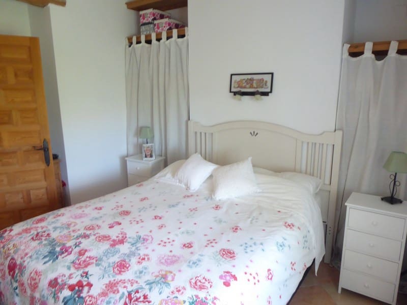 5 slaapkamer Finca/Landhuis te koop in Chirivel - € 128.500 (Ref: 7644339)