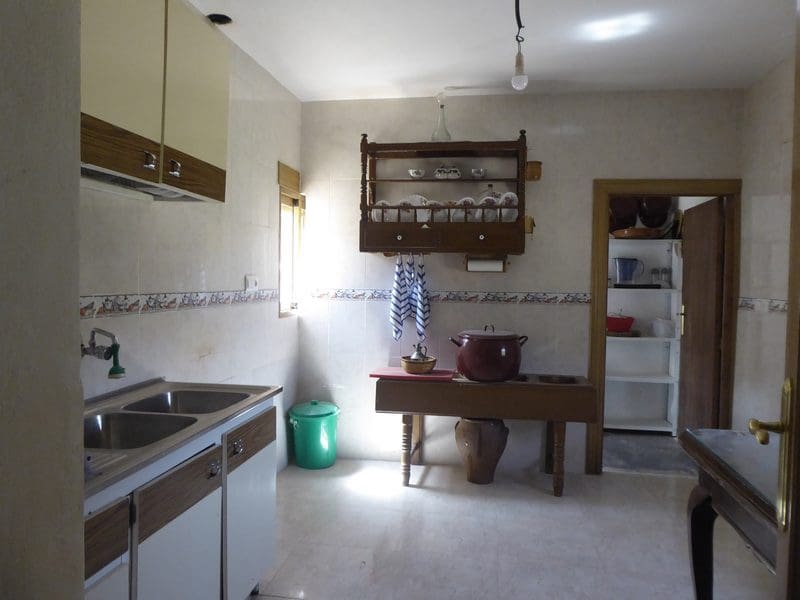 6 soveværelse Finca/Landehus til salg i Gor - € 144.000 (Ref: 7863219)